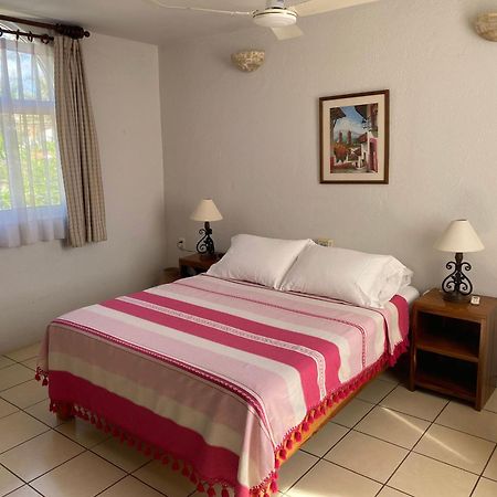 Zandoyo Bed & Breakfast Пуэрто-Эскондидо Экстерьер фото