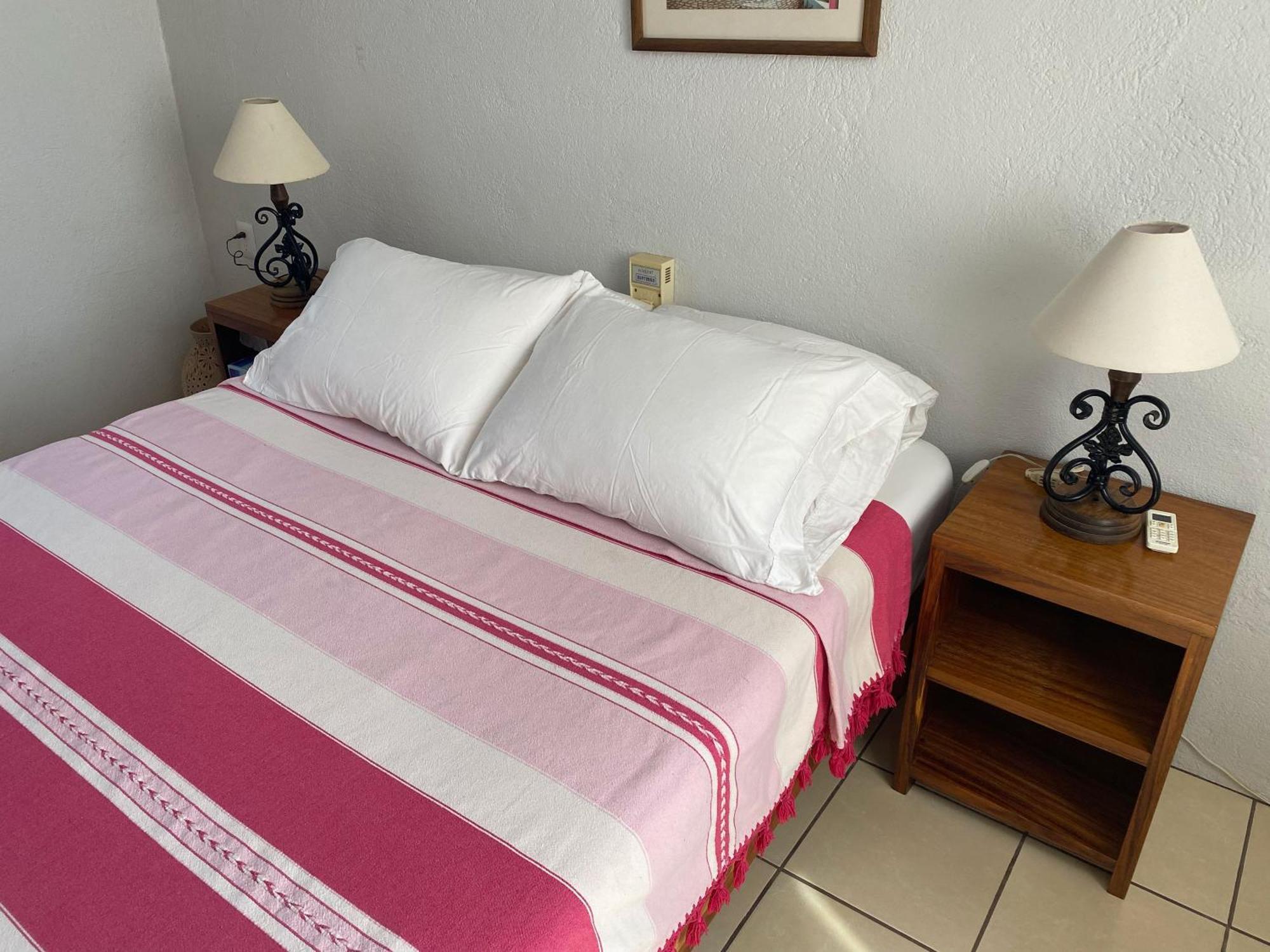 Zandoyo Bed & Breakfast Пуэрто-Эскондидо Экстерьер фото